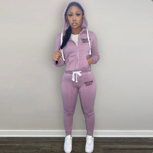 A Plush Sweatshirt Sports Casual Two Piece Set